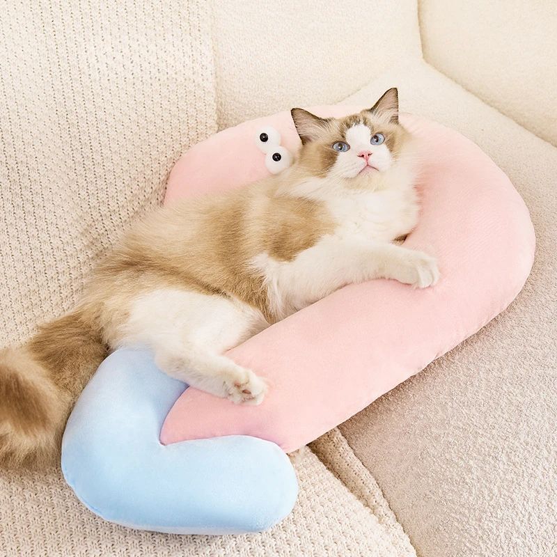 Soft pet neck pillow with sleepy cat-eye design, view 10