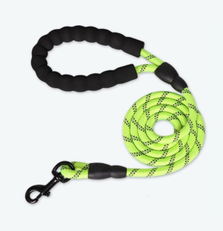 Lightweight reflective nylon dog leash, view 4