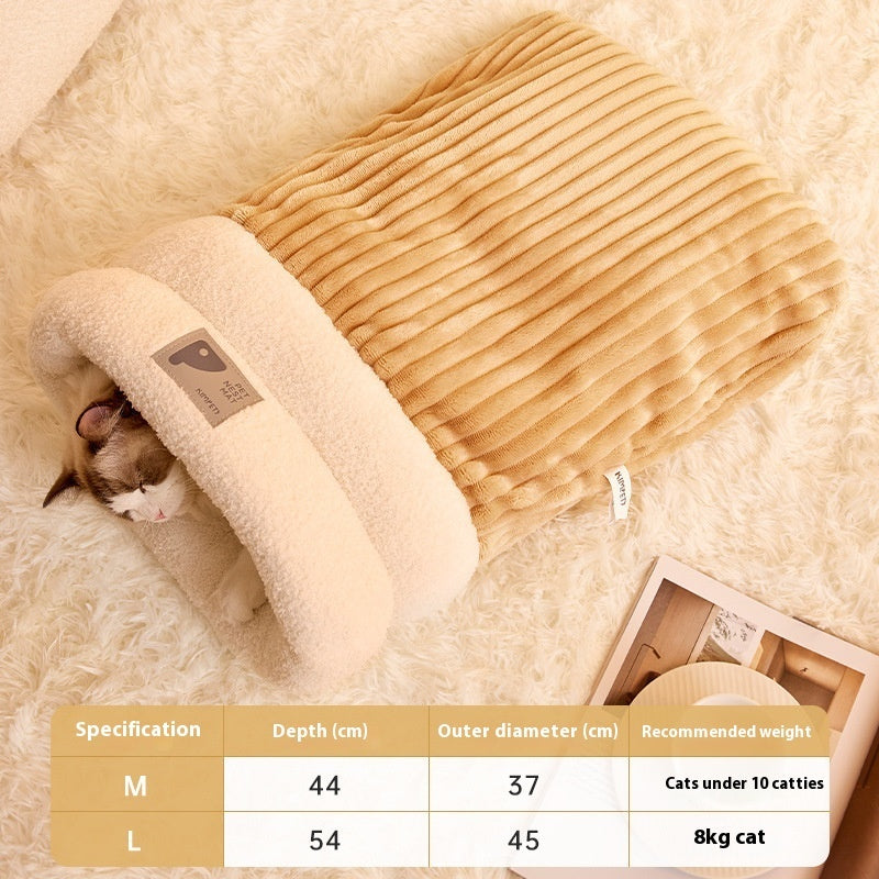 Semi-enclosed lambswool lined cat sleeping bag, view 3