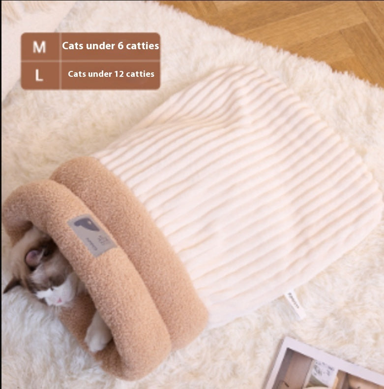 Semi-enclosed lambswool lined cat sleeping bag, view 7